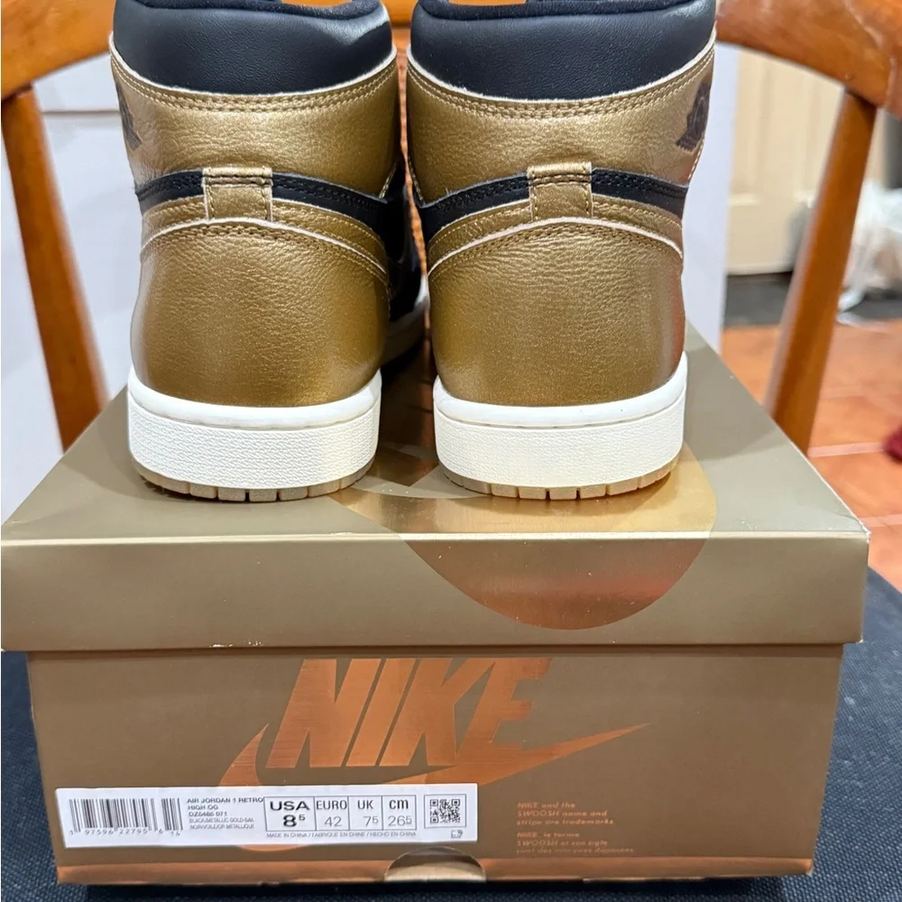 NEW Jordan Black and Gold High-Top Sneakers - Picture 10 of 11